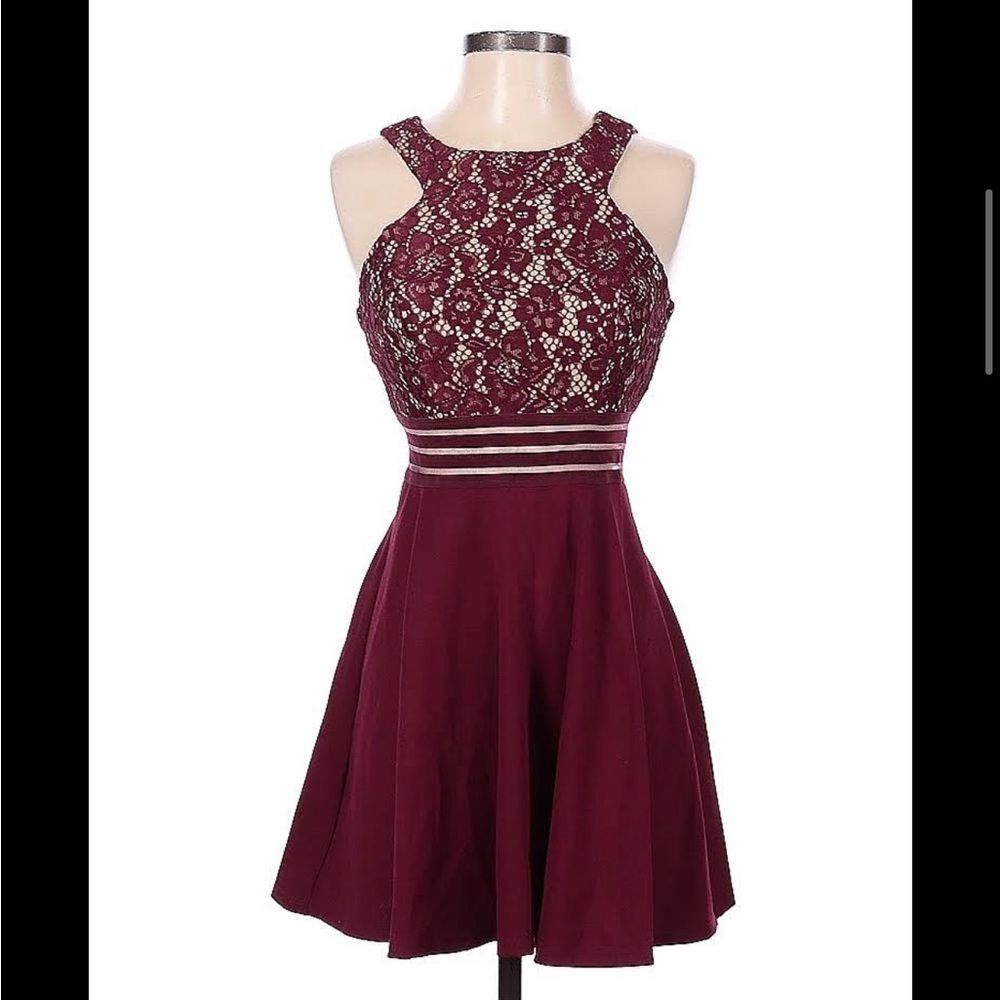 Formal Maroon Dress (Juniors)
